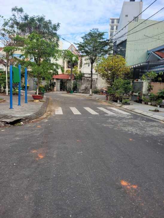 Nhà đẹp gần biển Sơn Trà ,cho thuê 20 triệu tháng – Giá chỉ 7,8 tỷ