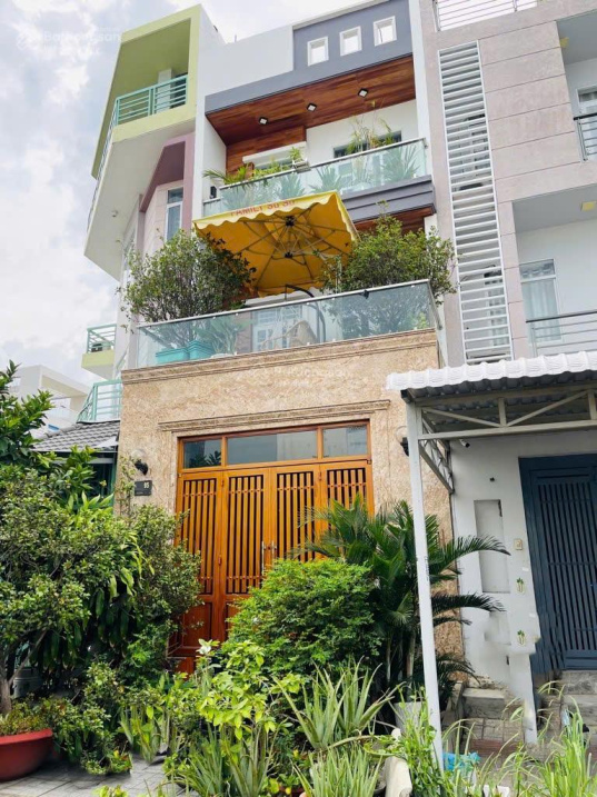 Mặt tiền 4 tầng 88m2 Quận 8 đường 20m ngang 5m bề thế, xe hơi ngủ trong nhà, nhỉnh 8 tỷ