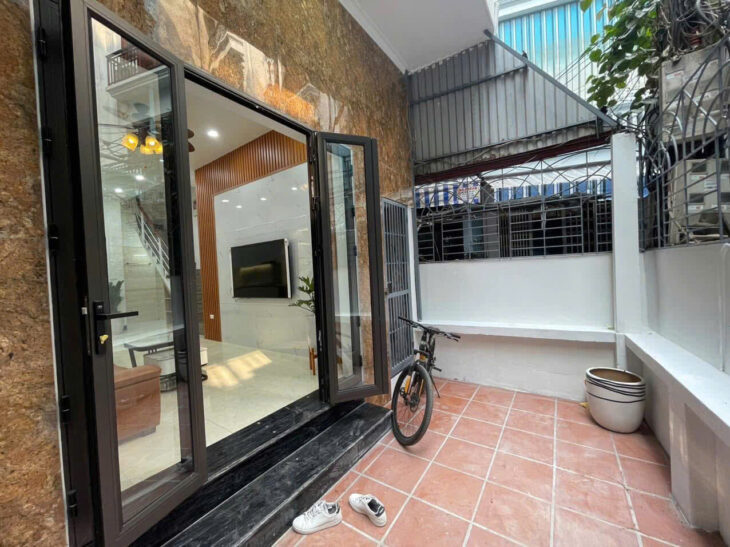 Bán Nhà Cầu Giấy DT 30m2 4 tầng mt 3.5m Giá 7.5 tỷ Cầu Giấy