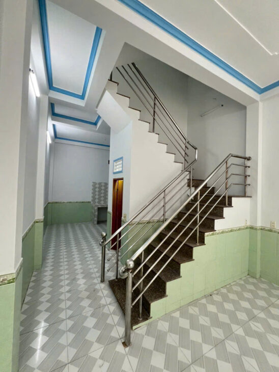 nhà 8 triệu 4 phòng ngủ cách chợ An Khánh tầm 24 m