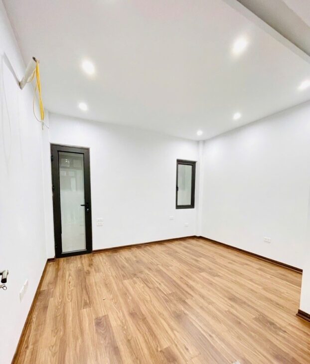 BÁN NHÀ ĐỊNH CÔNG, HOÀNG MAI, THANG MÁY, Ô TÔ VÀO NHÀ, 55M2, 16.8 TỶ(CTL)