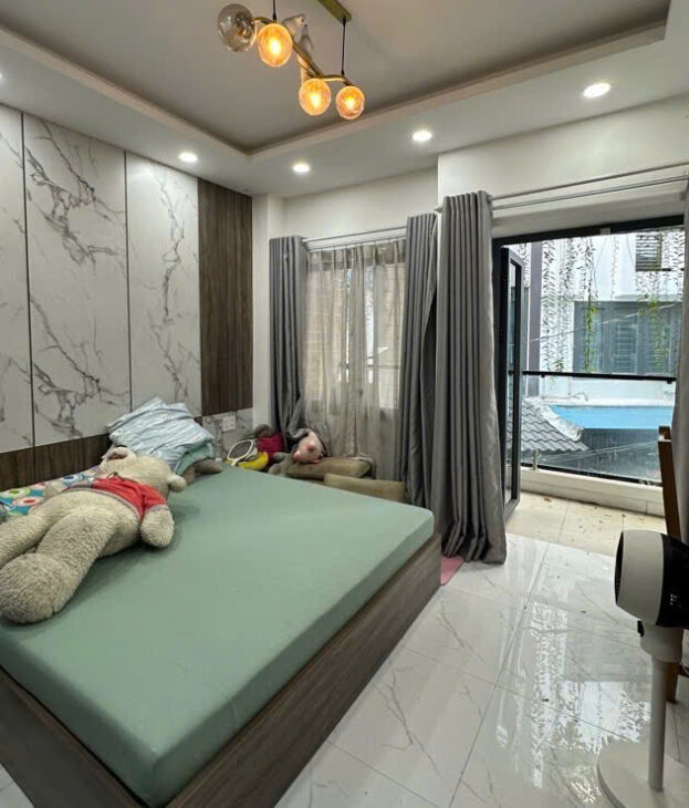 NHÀ ĐẸP – GIÁ TỐT – Vị Trí Tại : Đường Hòa Hưng – Quận 10 – Hồ Chí Minh