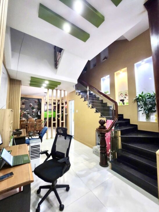 Bán nhà 71m2, 3PN, 4WC, Linh Trung, Thủ Đức, 8.3 tỷ, sổ hồng