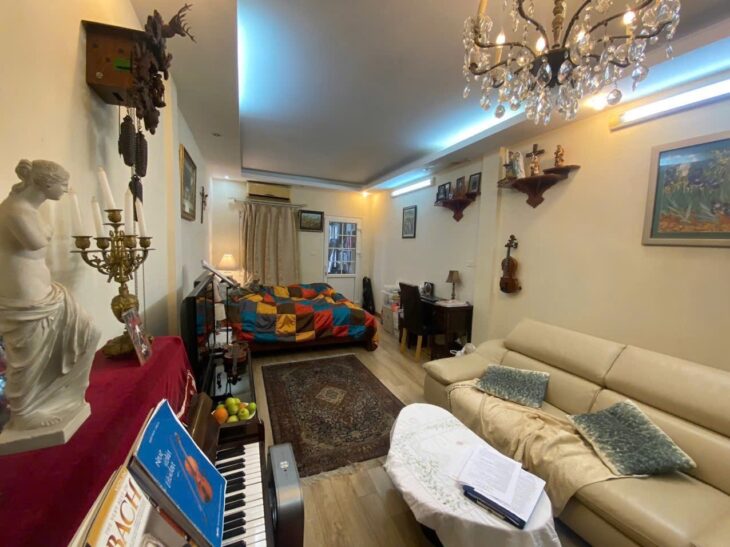 CHÍNH CHỦ CẦN TIỀN BÁN GẤP CĂN HỘ CHUNG CƯ PHỐ CHÂU LONG QUẬN BA ĐÌNH 50 m2 TẦNG 5 NHỈNH 3 TỶ Ô TÔ