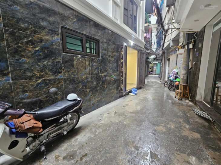 Bán nhà 52 Mỹ Đình, DT 34m2, 6T thang máy, chỉ hơn 7 tỷ. Ngõ rộng 3m, tặng full nội thất