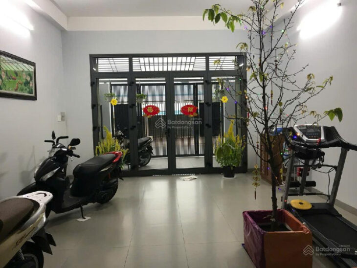Mặt tiền 4 tầng BTCT – 100m2 (5×20) – đường 16m Quận 8 – Tặng toàn bộ nội thất – nhỉnh 9 tỷ