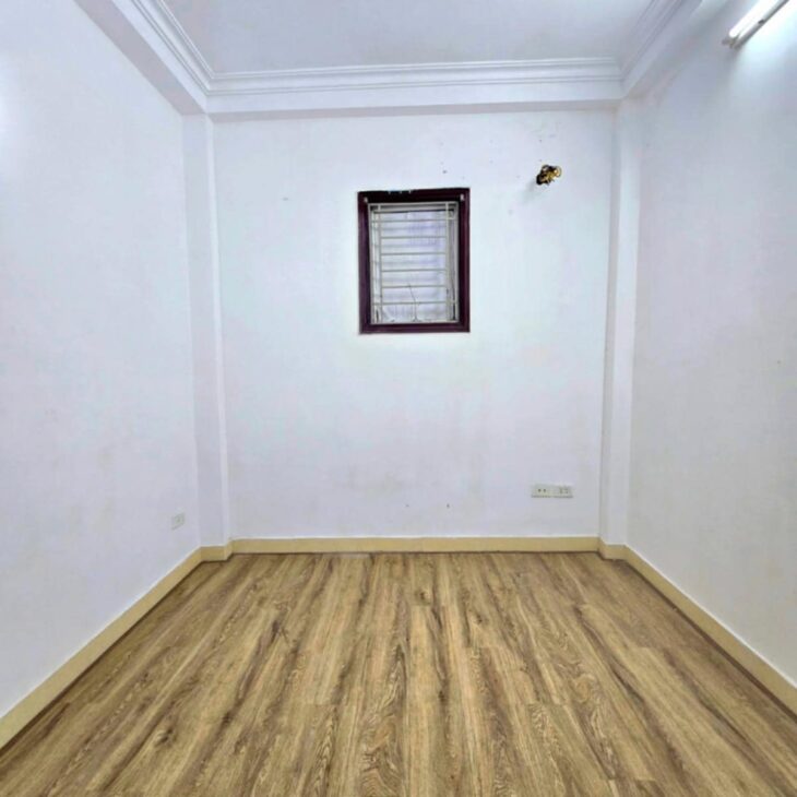 NHÀ ĐẸP – QUẬN CẦU GIẤY – LÔ GÓC 3 THOÁNG – DT 40M2 – NHỈNH 7 TỶ