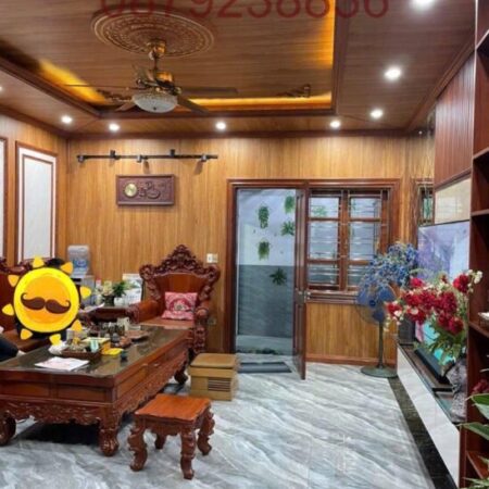 Bán Nhà Nguyễn Quý Đức, 46m², 5 Tầng, Phân Lô, Gần Ô Tô, Ngõ Thông Thoáng, Chỉ 7.2 Tỷ