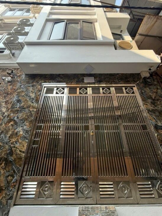 Bán nhà ngõ 297 Trần Cung 50m2 chỉ 7.5 tỷ rất gần đường ô tô tránh