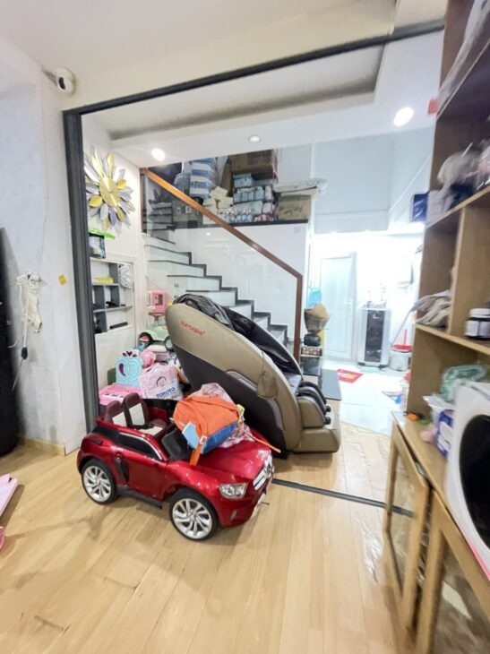 ♥ Nhà Kiệt rộng, khá thẳng gần Hùng Vương, 63m2, 2 tầng, 3PN, nhỉnh 3 tỷ