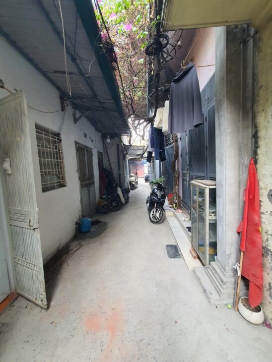 Bán 32m2 nhà Nguyễn Xiển, Thanh Xuân, nhà 2 tầng mt 3.2m giá 1 tỷ 850