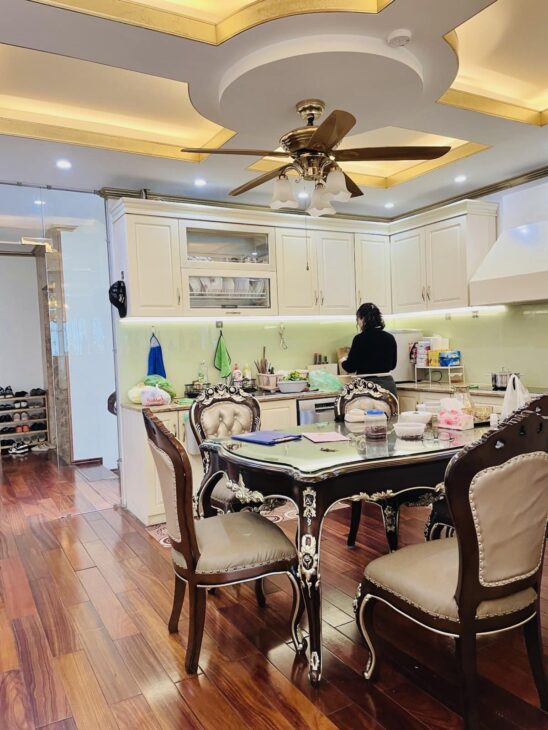 Bán nhà đẹp mê ly phố Tôn Thất Tùng 100m2, 7T thang máy, MT5.3m căn góc ô tô chỉ 31 tỷ