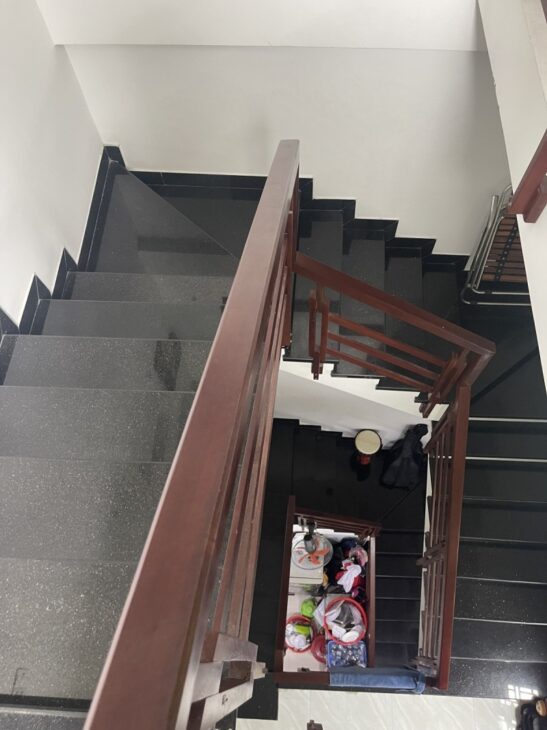 ► Nhà Kiệt Lê Đình Lý, 10m ra Ô tô, 55m2, 3 tầng cứng đẹp, 3.65 tỷ