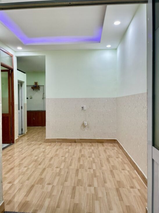 # Nhà Kiệt 2.5m gần Ông Ích Khiêm Nguyễn Văn Linh, 93m2, 8 phòng, thu 25tr/th