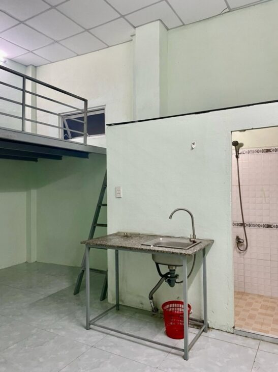 # Nhà Kiệt 2.5m gần Ông Ích Khiêm Nguyễn Văn Linh, 93m2, 8 phòng, thu 25tr/th