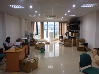 Cho thuê nhà mặt phố Trần Duy Hưng, hè rộng ô tô đỗ ngày đêm DT: 75m2 x 4T giá cạnh tranh
