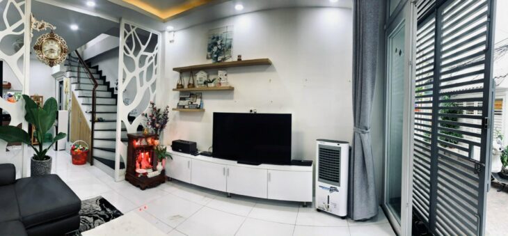 Hẻm ôtô, Nguyễn Thị Thập, Nhà 4 Tầng, Ngang 4M. KHÔNG QUY HOẠCH. chỉ 6.5ty