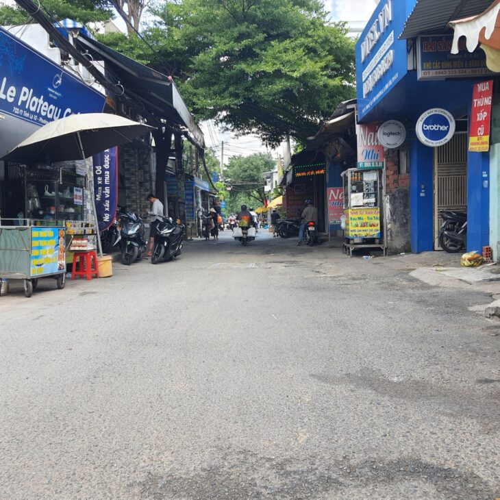 Bán nhà 42m², 4PN, 2WC, Bình Trị Đông B, Bình Tân, 3.4 tỷ, sổ hồng