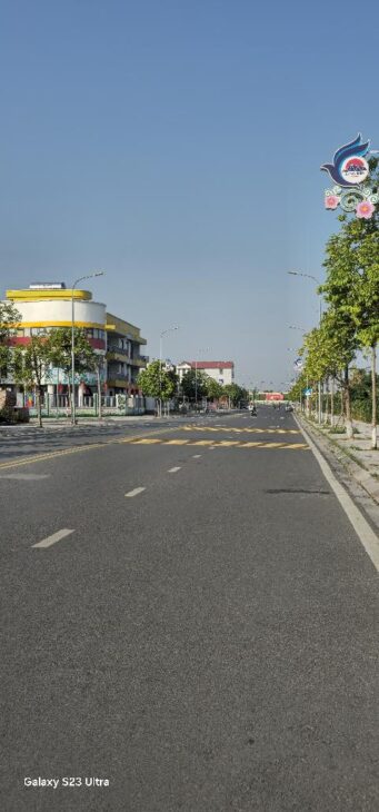 Không mua đất này thì mua đất ở đâu 260m đất Cự khối mặt tiền 9.1m ô tô tải tránh giá 9 tỷ 86