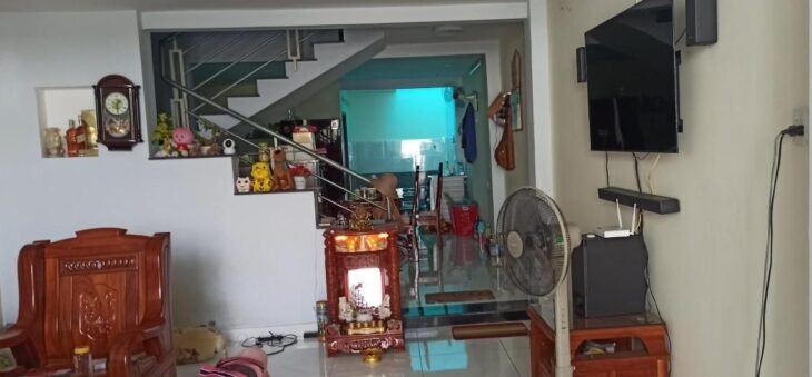 Bán nhà 83m2, 4PN, 2WC, 4.4 tỷ, Bình Trị Đông B, Bình Tân