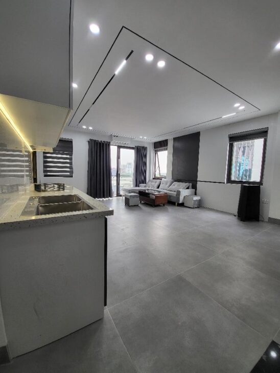 Bán nhà Cổ Linh vỉa hè ô tô tránh kinh doanh 7 tầng thang máy 82m mặt tiền 5.4m giá 15 tỷ 5