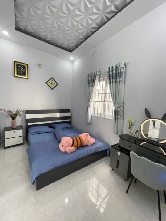 Hẻm ôtô, Nhà 3 tầng, Full nội thất, Ngang 4M, Huỳnh Tấn Phát. 40M2, Chỉ 3.3Tỷ,