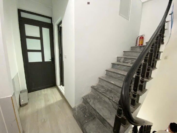 Bán Nhà ĐỊNH CÔNG, 39m², 6 Tầng, Ô Tô Đỗ Cửa, Kinh Doanh Đỉnh Cao, Chỉ 7.2 Tỷ