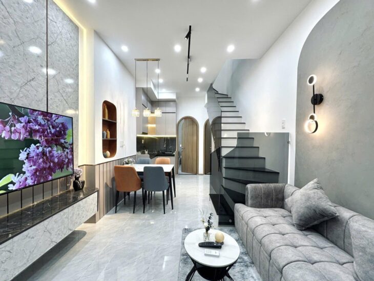 ????CỰC HIẾM S49M2 ☘️BÁN NHÀ HXH, 3 TẦNG✨4PN/3WC, PHAN VĂN TRỊ, GÒ VẤP, NHỈNH 4.xTỶ TL