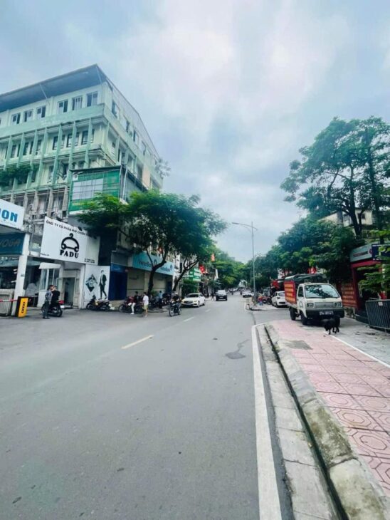 MẶT PHỐ THÀNH CÔNG BA ĐÌNH – VỈA HÈ – LÔ GÓC – KINH DOANH SIÊU ĐỈNH – 25 TỶ (TL)