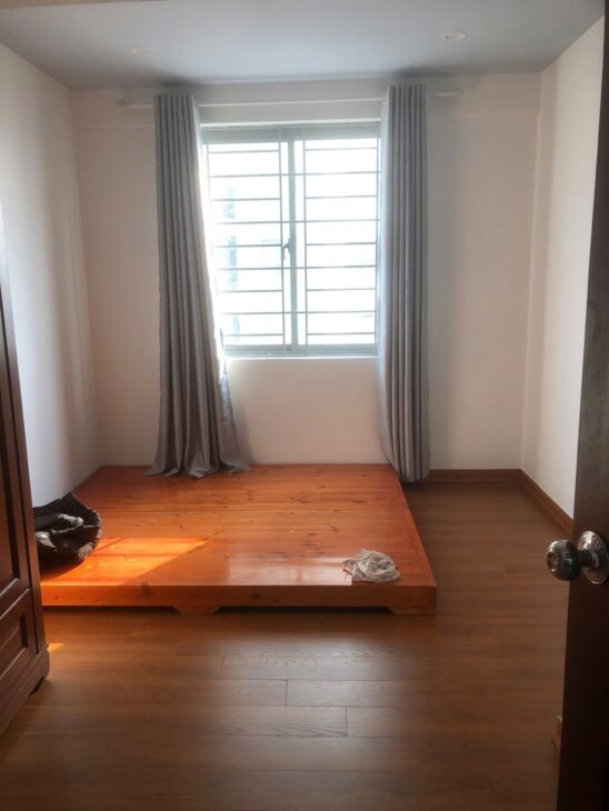 Bán căn hộ chung cư Lô góc KĐT Vĩnh Hưng, Hà Đông, 70m2, tầng 3, 2 ngủ, 2 vệ sinh, 3 tỷ