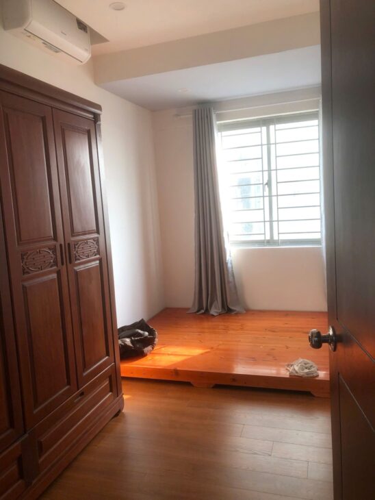 Bán căn hộ chung cư Lô góc KĐT Vĩnh Hưng, Hà Đông, 70m2, tầng 3, 2 ngủ, 2 vệ sinh, 3 tỷ