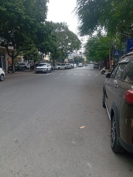 NHÀ MỚI ĐẸP LUNG LINH MẶT NGÕ TRẠM, Ô TÔ QUA, KINH DOANH, 73M2, 6 TẦNG, MẶT TIỀN 6M, 18.7 TỶ, LONG
