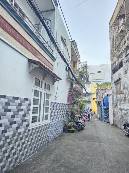 BÁN NHÀ GÒ VẤP ĐƯỜNG LÊ VĂN THỌ, 1 TRỆT 1 LẦU, 2PN 2 WC, HẺM XE HƠI GIÁ CHỈ 4.2 TỶ