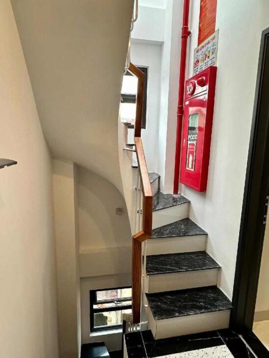 ĐẦU XUÂN BÓC TEM CHDV MỸ ĐÌNH,LÔ GÓC, OTO ĐỖ CỬA, FULL ĐỒ, THANG MÁY, DÒNG TIỀN 700 TRIỆU/NĂM