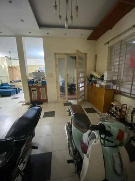 NHÀ ĐẸP – QUẬN CẦU GIẤY – KINH DOANH ĐỈNH CAO – GẦN PHỐ – DT 70M2 – NHỈNH 15 TỶ