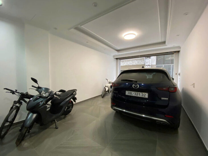 Bán Nhà Đường 800A Cầu Giấy Ô Tô Thang Máy Dt 48m2 8 tầng Giá 17,7Tỷ