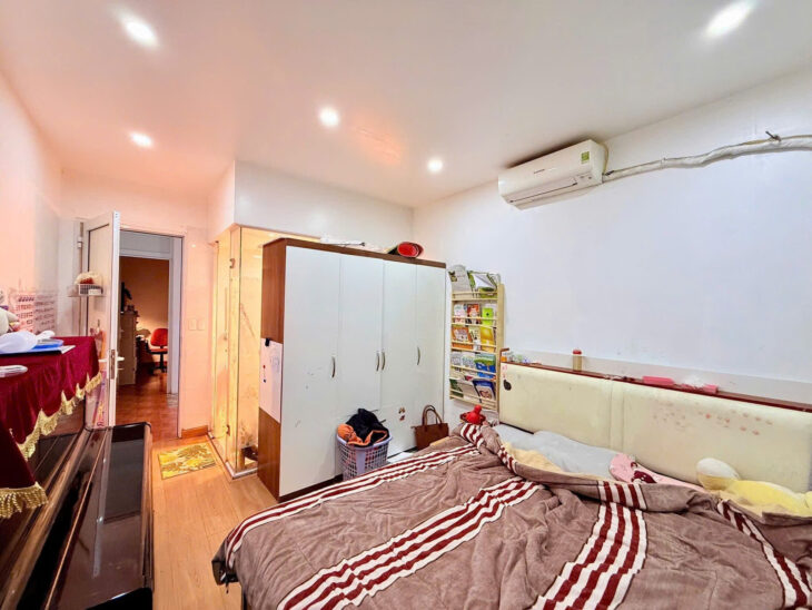 Bán Nhà Doãn Kế Thiện Dt 37m2 4 tầng mt 3.5m Giá 8.55 tỷ Cầu Giấy