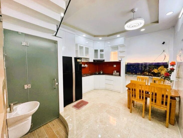 Nhà 4 TẦNG – BÌNH TÂN – 4X12- Hẻm Xe Hơi – FULL NỘI THẤT – NHỈNH 6 T XÍU.