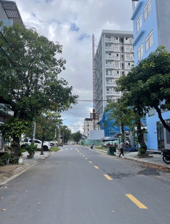 Giám sốc 2 tỷ – bán gấp tòa căn hộ 5 tầng tại Phố Tây, Ngũ Hành Sơn, Đà Nẵng, ách biển Mỹ Khê 500m-