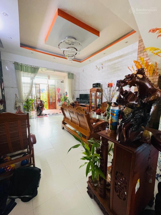 Mặt tiền 4 tầng 88m2 Quận 8 đường 20m ngang 5m bề thế, xe hơi ngủ trong nhà, nhỉnh 8 tỷ