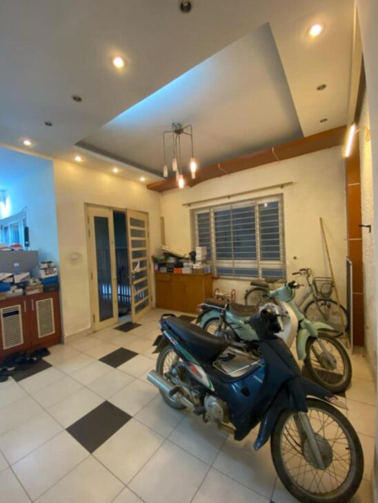 NHÀ ĐẸP – QUẬN CẦU GIẤY – KINH DOANH ĐỈNH CAO – GẦN PHỐ – DT 70M2 – NHỈNH 15 TỶ