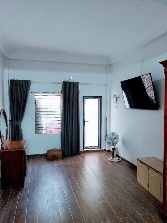 Giá rẻ! Bán nhà VƯƠNG THỪA VŨ, 51m2, 7 tỷ, Nhà rộng, Đẹp, Ngõ thông, Dân xây chắc chắn