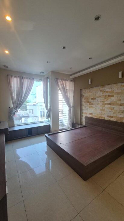 MẶT TIỀN KINH DOANH ĐƯỜNG RỘNG 10M LÊ NIỆM TÂN PHÚ, 4 TẦNG 72m2 CHỈ 11.8 TỶ