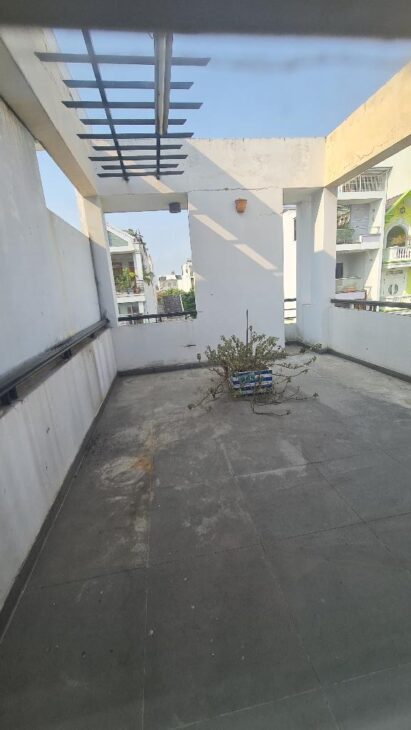 MẶT TIỀN KINH DOANH ĐƯỜNG RỘNG 10M LÊ NIỆM TÂN PHÚ, 4 TẦNG 72m2 CHỈ 11.8 TỶ