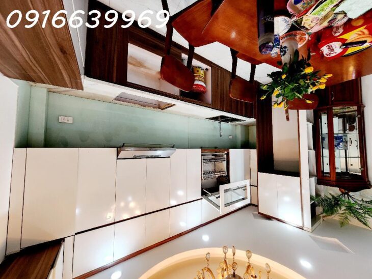 BÁN NHÀ VĂN CAO 41M2, 4 TẦNG, 4 NGỦ, NHÀ CHẮC CHẮN, GẦN Ô TÔ, CHỈ 6.95 TỶ