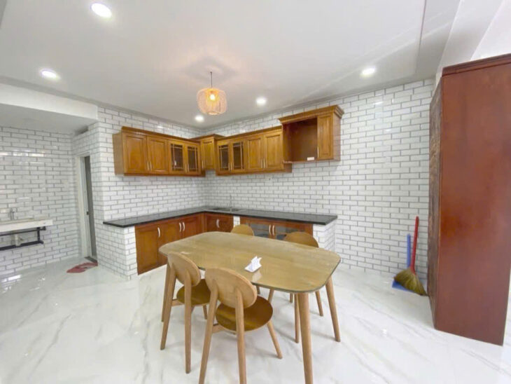 BÁN NHÀ 3 TẦNG– NGANG HIẾM 7M – SỔ ĐẸP HOÀN CÔNG ĐỦ – CHỈ 5 TỶ