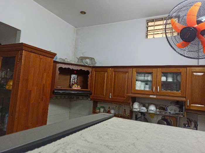 BÁN NHÀ GẦN ĐƯỜNG HỒNG LẠC, QUẬN TÂN BÌNH – 4 TẦNG, HXH NHỈNH 5 TỶ
