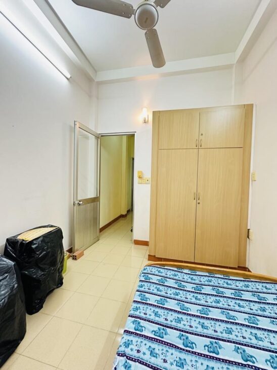 Bán gấp 4 tầng, hẻm xe hơi thông Nguyễn Đình Chiểu quận 3. Chỉ 5.5 tỷ ( thương lượng)