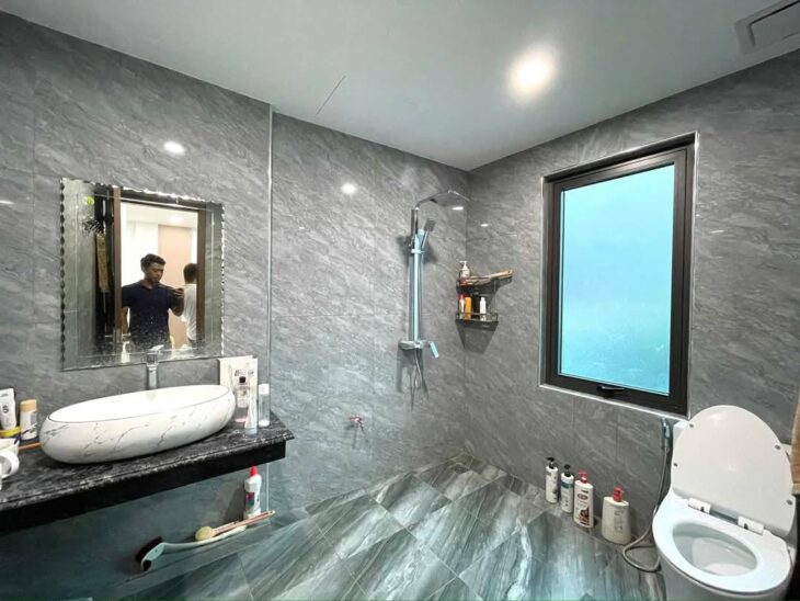 BÁN NHÀ SIÊU PHẨM QUẬN ĐỐNG ĐA 6 TẦNG NHÀ ĐẸP THANG MÁY 50M GIÁ 13,8 TỶ