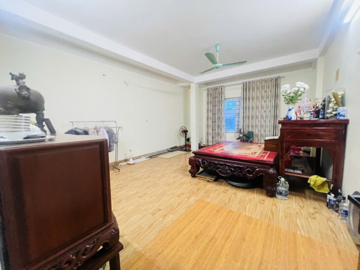 THÁI HÀ – ĐỐNG ĐA – 70M2 – 5 TẦNG – TẦNG 2 ĐUA RA 80M2 – Ô TÔ ĐỖ CỬA – – CHỈ 22.8 TỶ